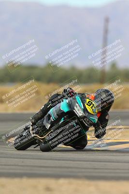 media/Feb-07-2025-CVMA Friday Practice (Fri) [[7034960ba2]]/3-Racer 3-NRS/Session 4 (Turn 16)/